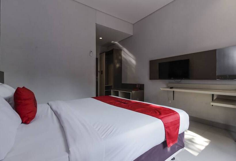 Номер Стандарт, Reddoorz Near Goa Sunyaragi