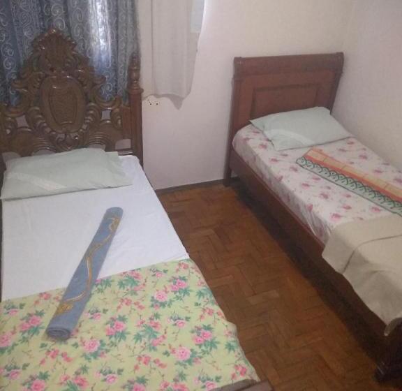 اتاق اکونومی, Albergue Econômico
