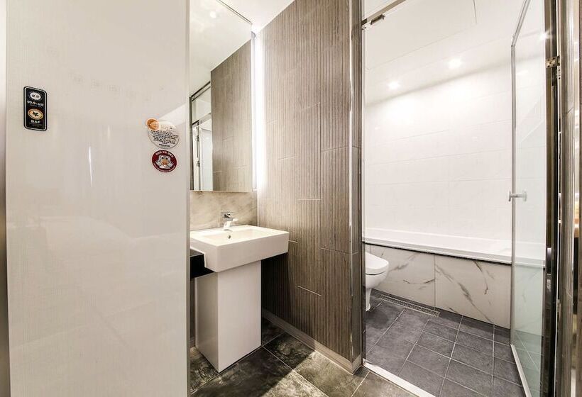Номер Deluxe, Yeogiuhtte Seodaegu