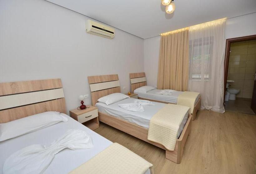 اتاق استاندارد سه نفره, Vila Culli