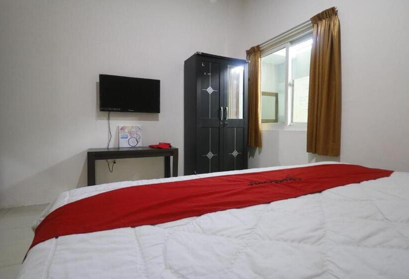 Номер Стандарт, Reddoorz @ Jalan Krakatau Medan