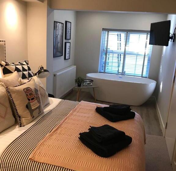 Quarto Deluxe, Number 26