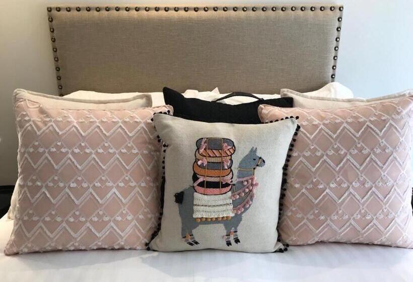 Quarto Deluxe, Number 26