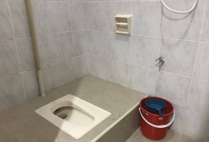 חדר בסיסי, Pg Inn