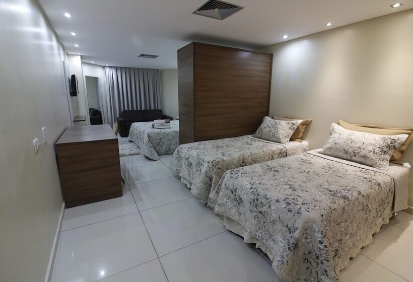 استودیوی پریمیوم, Imperial Tambau Flat