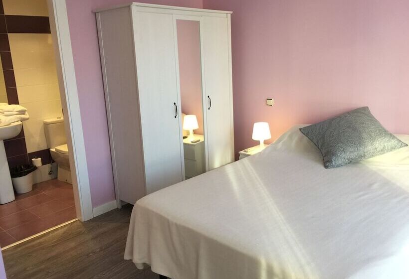اتاق استاندارد, Hostal Consejo De Aranda