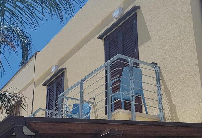 バルコニー付きスタンダードルーム, B&b Aloe Comfort Rooms