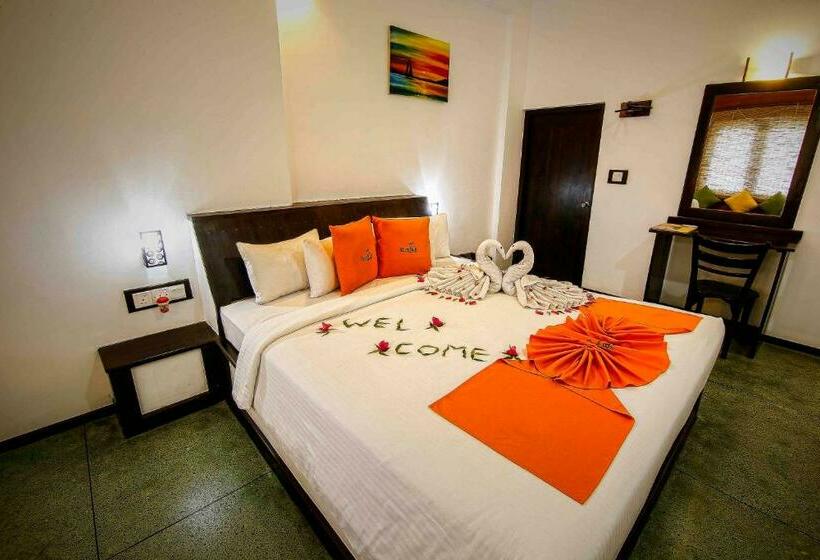 Номер Deluxe с Балконом, Elephas Resort & Spa