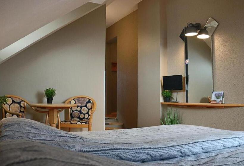 Номер Стандарт с Балконом, Pension Kärnten