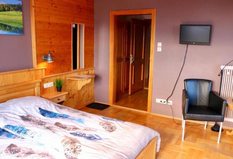 Семейный Номер Вид на Горы, Pension Kärnten