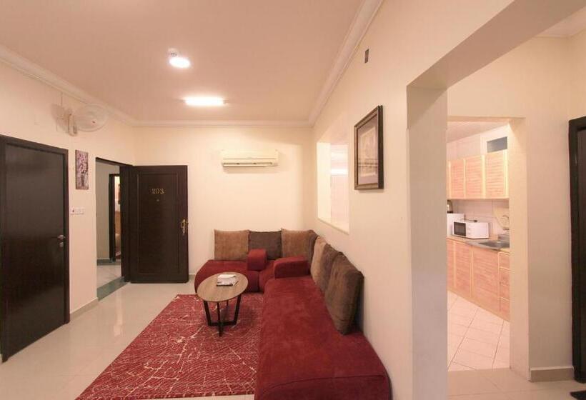 Апартаменты 3 Спальни, Al Qaswaa Furnished Apartements