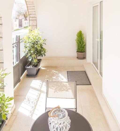 آپارتمان لوکس 1 خوابه, Villa Dieden