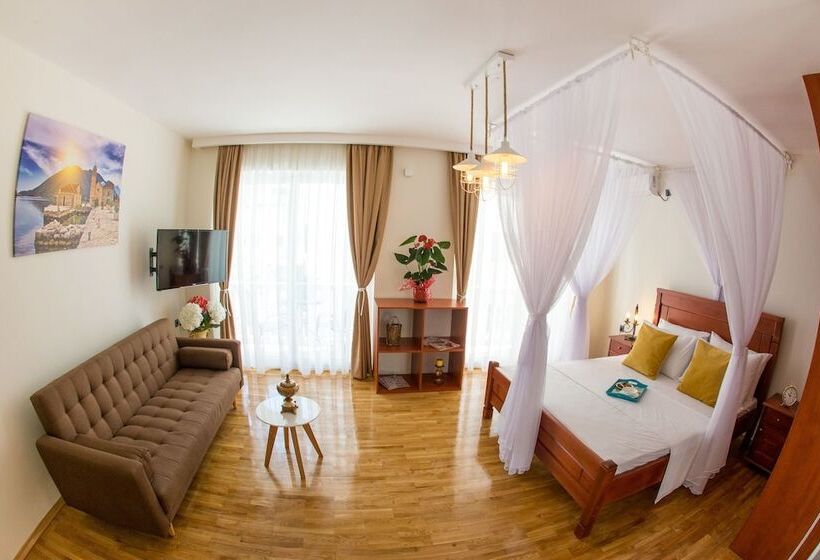 استودیوی سوپریور, Villa Dieden