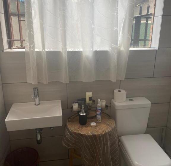Апартаменты 1 Спальня, A Pousada Guesthouse