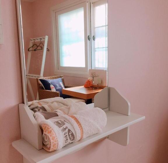 Дом 3 Спальни, Hago Guest House