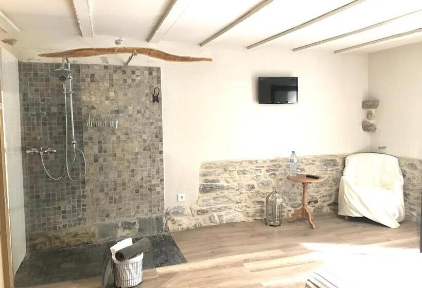 スタンダードルーム, Hostal Sant Roc