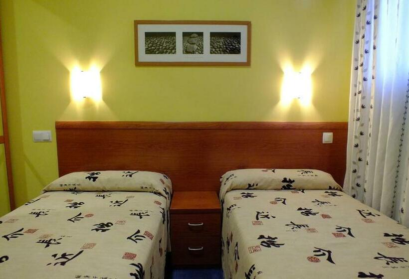 Номер Стандарт, Hostal Los Claveles