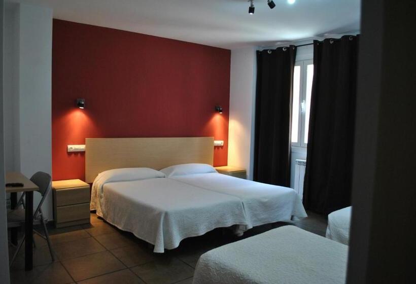 Четырехместный Номер Стандарт, Hostal La Catedral