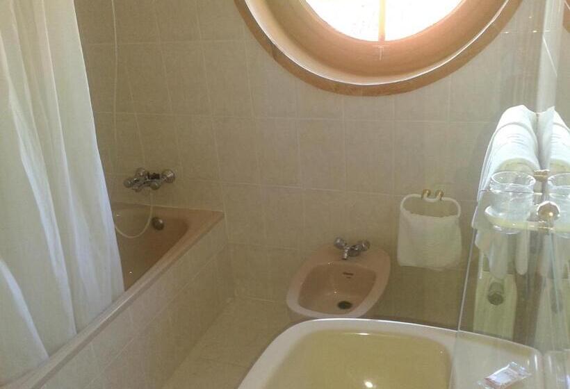 Номер Стандарт, Hostal Les Bedules