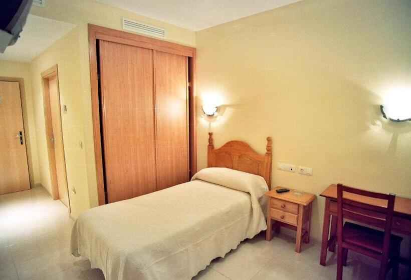 Номер Стандарт Индивидуальный, Hostal Restaurante Hermanos Zamora