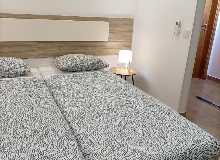 Номер Стандарт, Good Vibes  Lagos Guesthouse