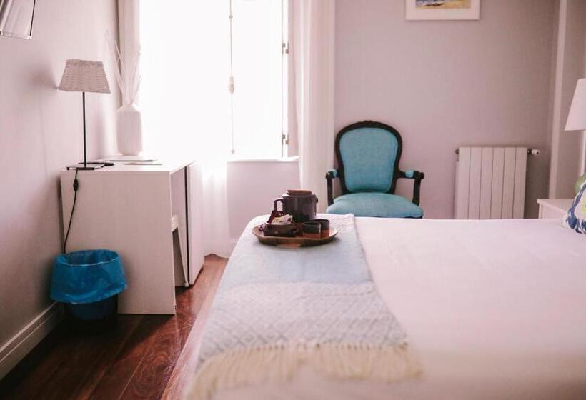 Номер Economy, Vila Louro
