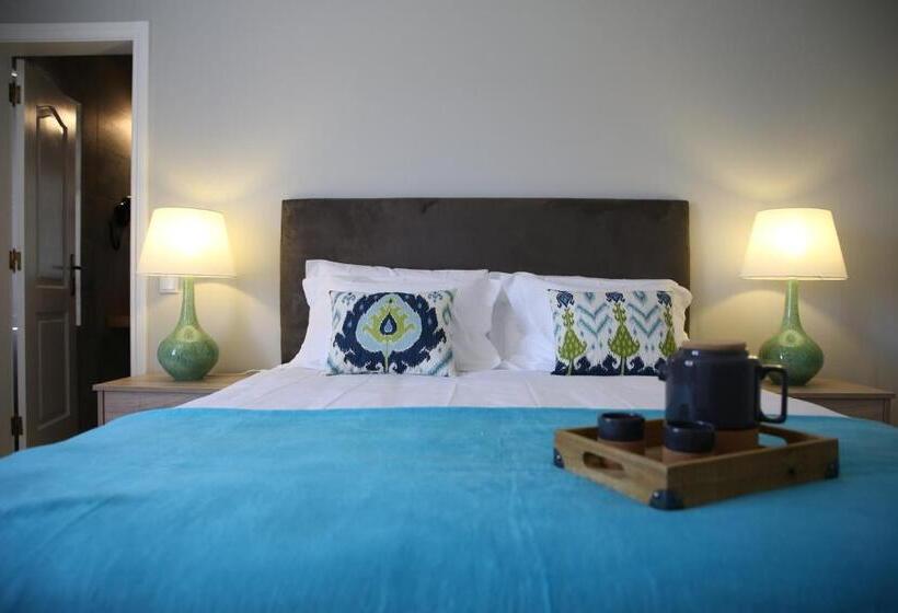 Номер Economy, Vila Louro
