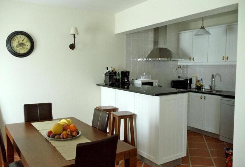 Апартаменты 2 Спальни, Casa Do Largo   Golegã   Turismo De Habitação