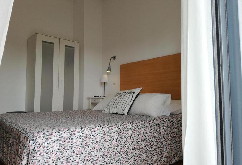 Номер Стандарт с Балконом, Alojamento Local Verde E Mar
