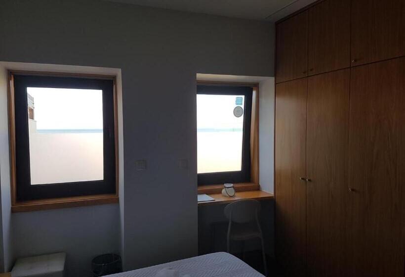 سوییت جونیور با چشم‌انداز دریا, Guest House A&z