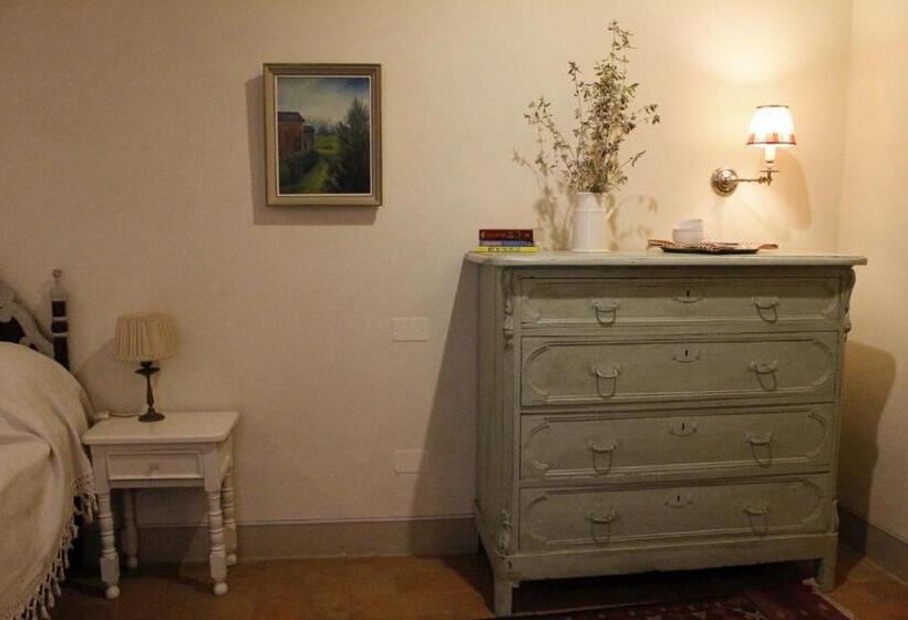 Номер Стандарт, Private Room In Small Medieval Borgo