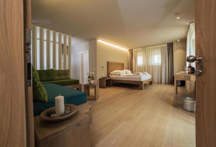 Quarto Superior Quádruplo, Agriturismo La Pertica