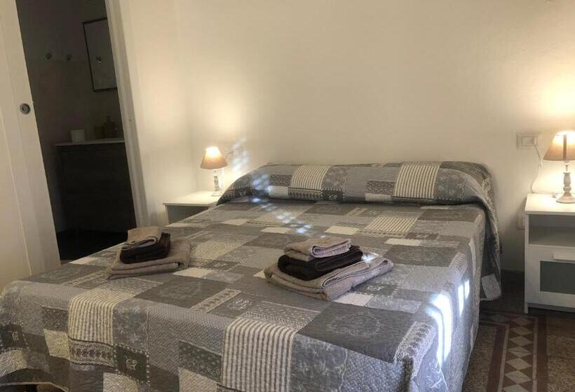 Номер Стандарт, Suite Cagliaritane Notti In Centro