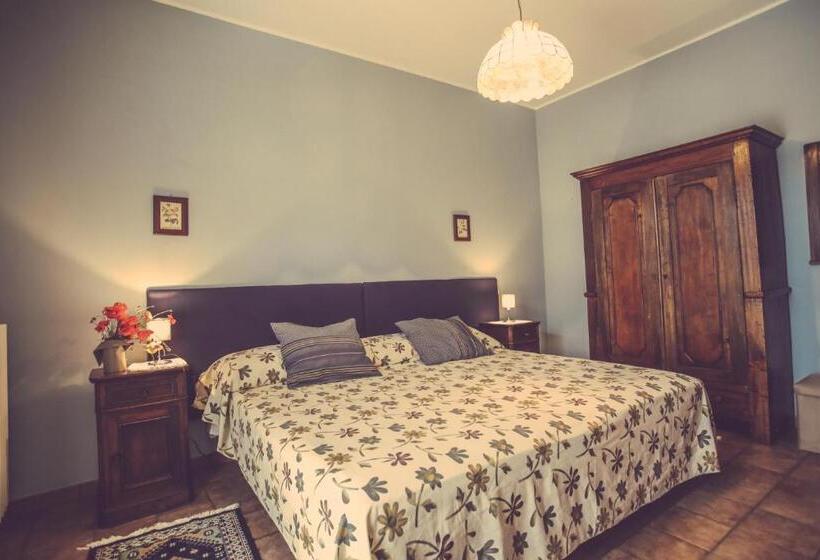 اتاق استاندارد با تخت بزرگ, Agriturismo I Surì Asti