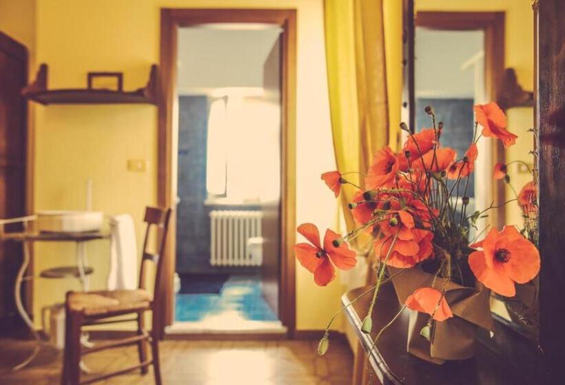 اتاق استاندارد چهار تخته, Agriturismo I Surì Asti