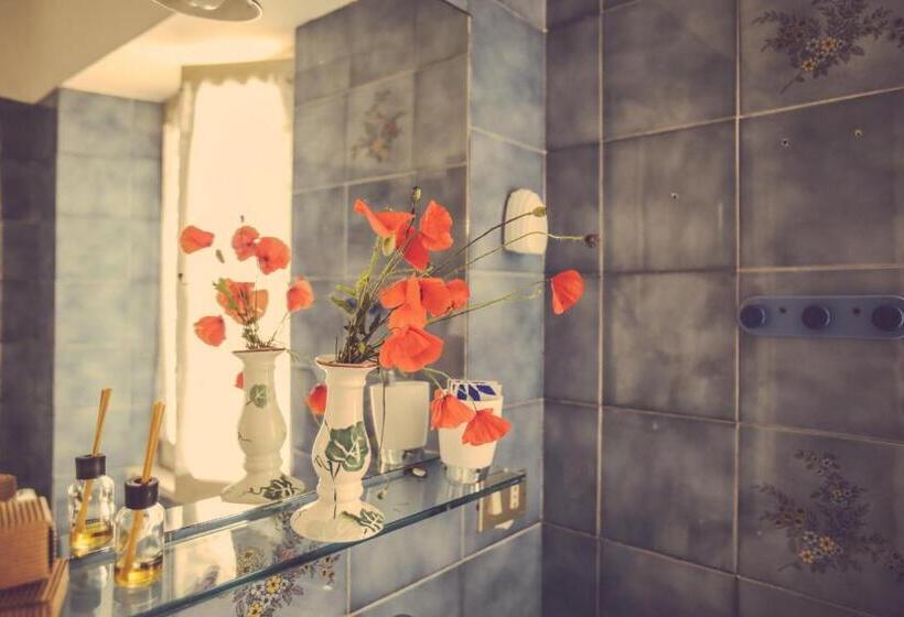 اتاق استاندارد چهار تخته, Agriturismo I Surì Asti