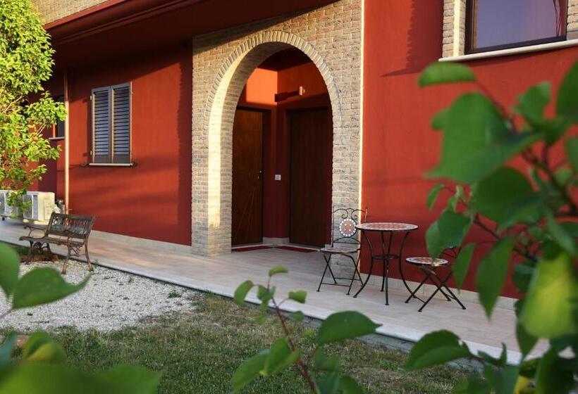 اتاق استاندارد با تخت بزرگ برای معلولان, Country House Ciliegia Rossa