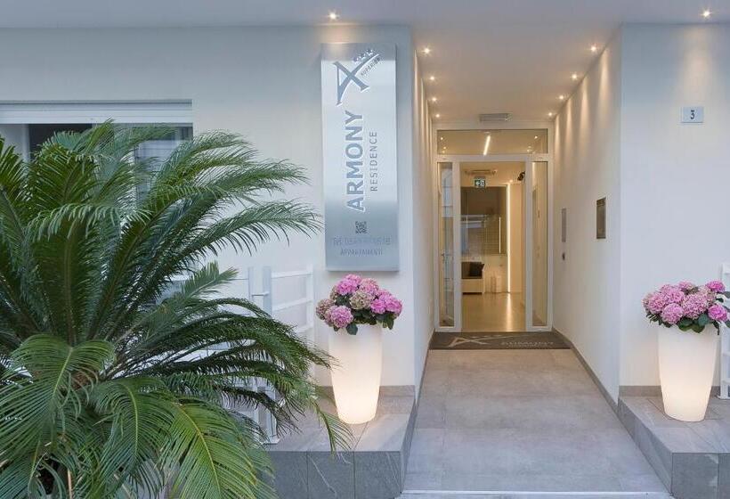 带1个卧室的顶楼公寓, Residence Armony