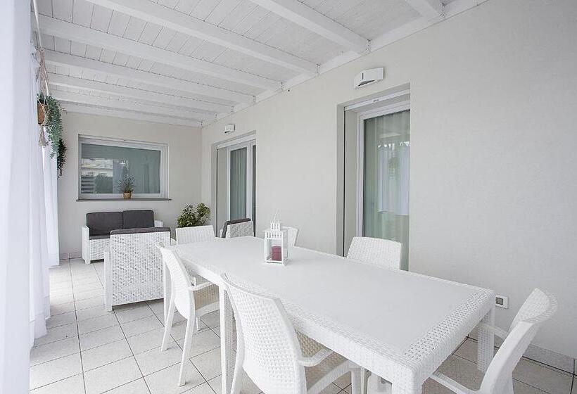 带1个卧室的顶楼公寓, Residence Armony