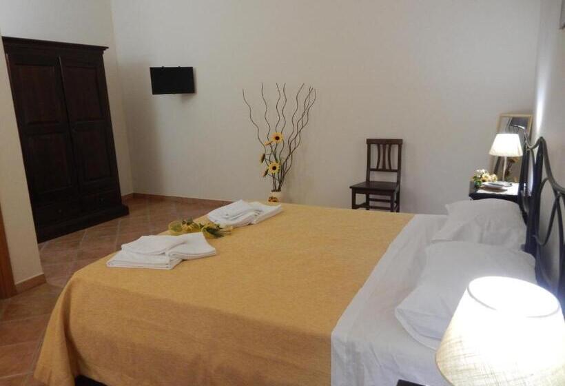 Номер Стандарт, Agriturismo Monte Degli Angeli