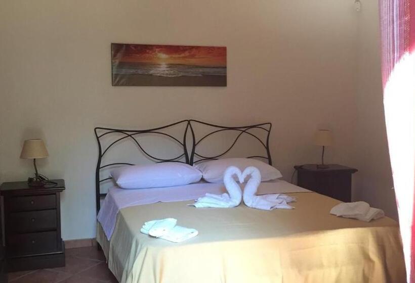 Номер Стандарт, Agriturismo Monte Degli Angeli