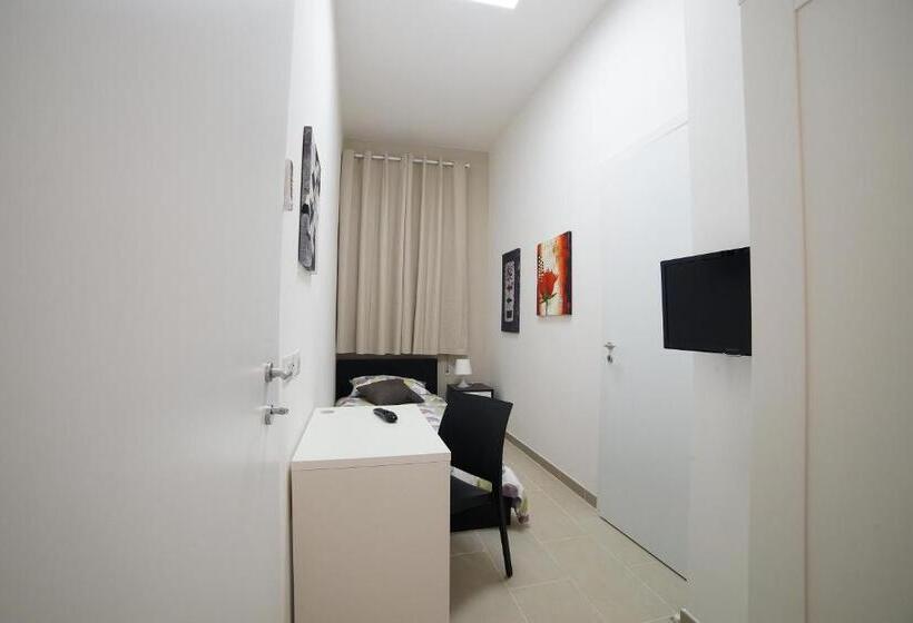 اتاق استاندارد یک نفره, Affittacamere Arcobaleno