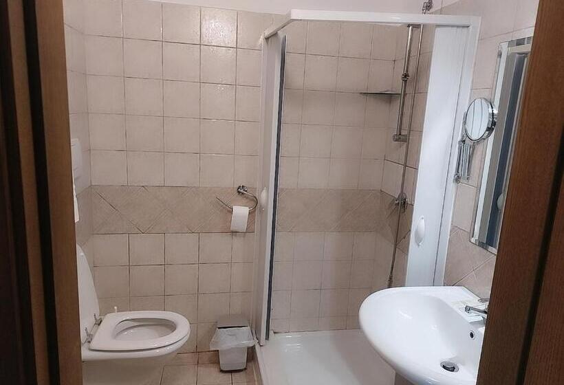 Трехместный Номер Стандарт с Видом, Tenuta Chianchito