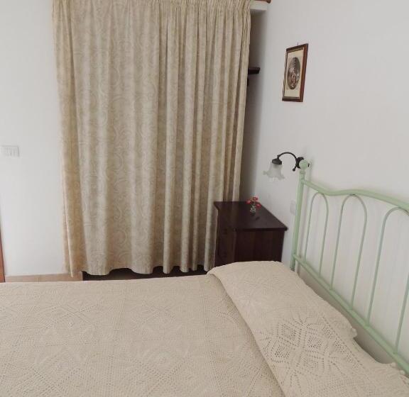 Номер Стандарт Трехместный, Agriturismo Valle Martina