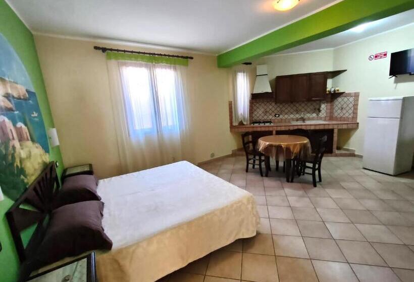스탠다드 스튜디오, Puesta De Sol Residence