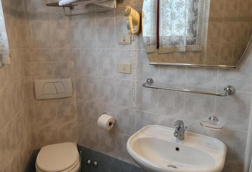 Студио Стандарт с Балконом, Residence Olivotti