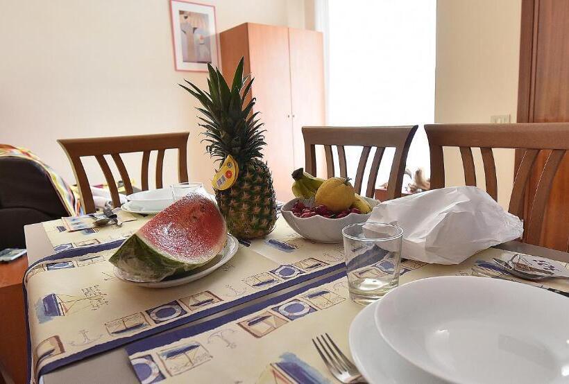 آپارتمان 1 خوابه با بالکن, Silvi Marina Sea Resort