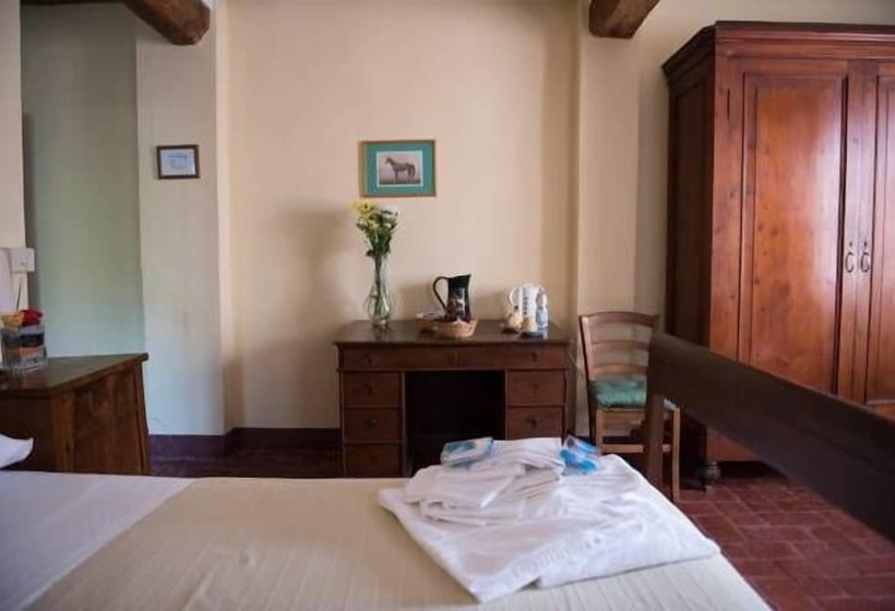 Номер Стандарт Трехместный, Agriturismo Montevecchio Isolani