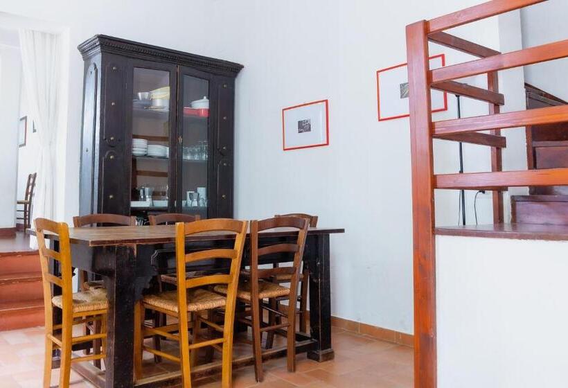Апартаменты 3 Спальни, Agriturismo Montevecchio Isolani