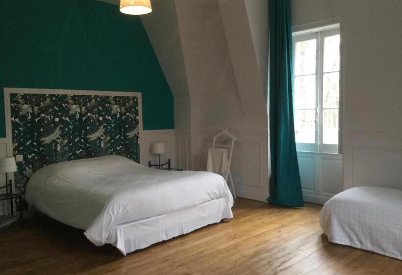 Family Suite, Château Des Essards Avec Piscine Et Jacuzzi